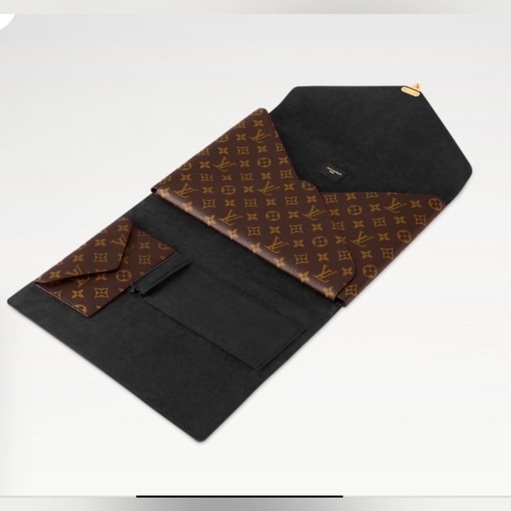 New Mono Reverse Mark Style Folder - Picture 2 of 8
